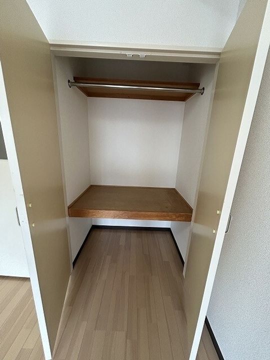 ファミーユビルの内装