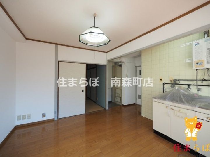 大阪府大阪市福島区鷺洲2(マンション)の賃貸物件の居間