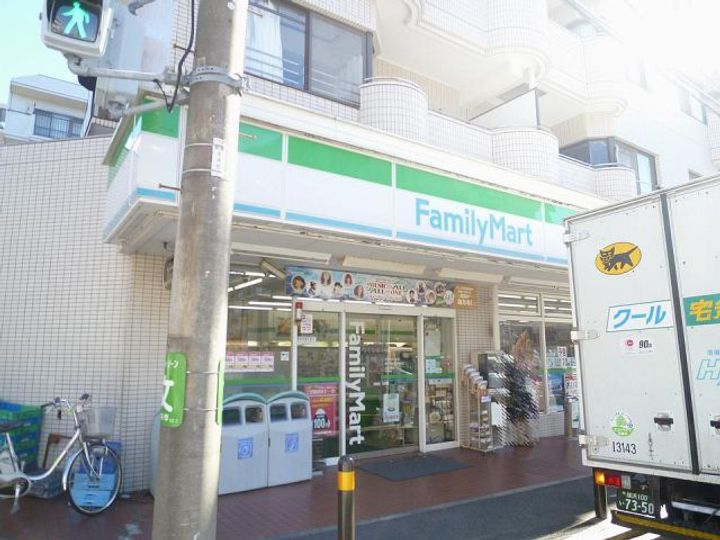 ソレイユ・ルヴァンの周辺