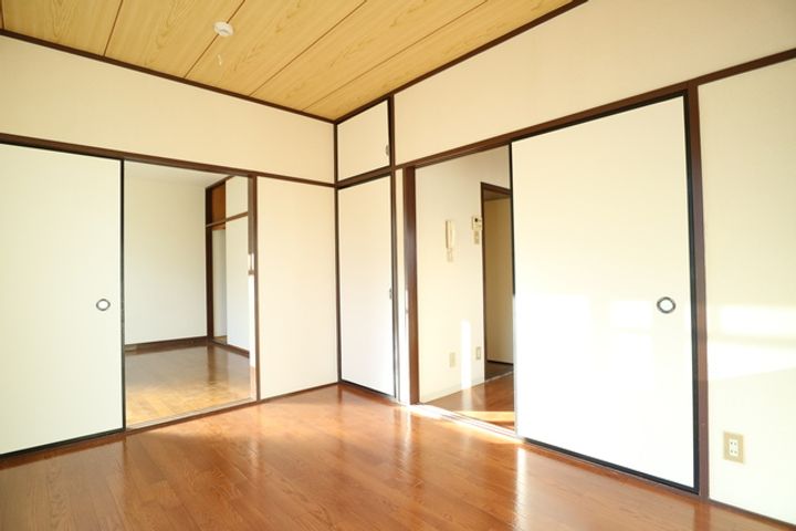 岡山県倉敷市大島(アパート)の賃貸物件の居間