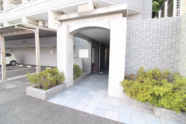 鹿児島県鹿児島市平之町(マンション)の賃貸物件の外観