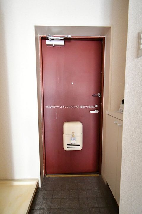 ベルドゥムール草加東の玄関