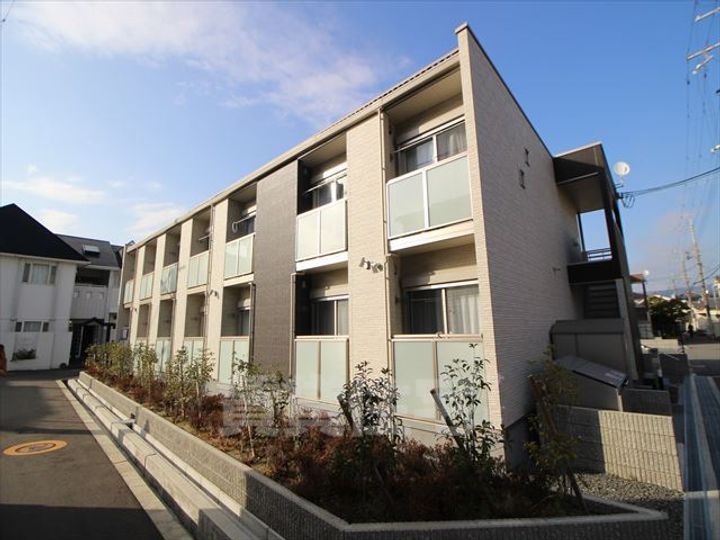 大阪府高槻市八幡町(アパート)の賃貸物件の外観