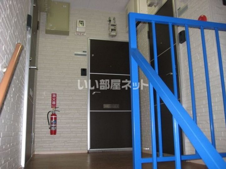 メゾンエスポワールの玄関