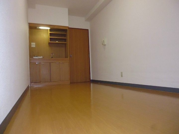 神奈川県横浜市鶴見区鶴見中央3(マンション)の賃貸物件の地図