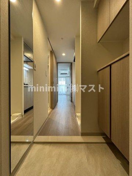 大阪府大阪市西区西本町2(マンション)の賃貸物件の玄関