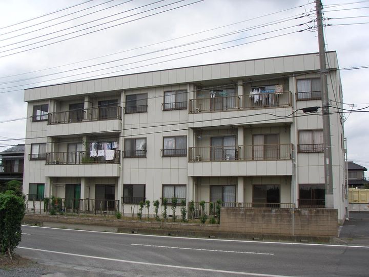 コスモスハイツの外観