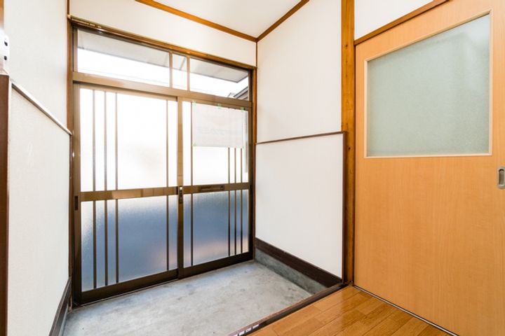 宮城県仙台市青葉区藤松(一戸建)の賃貸物件の玄関