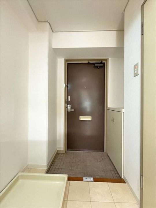 サンシャイン緑町IIの玄関