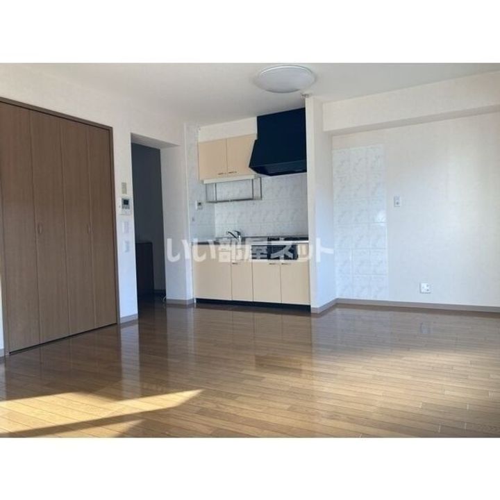 栃木県宇都宮市材木町(マンション)の賃貸物件の居間