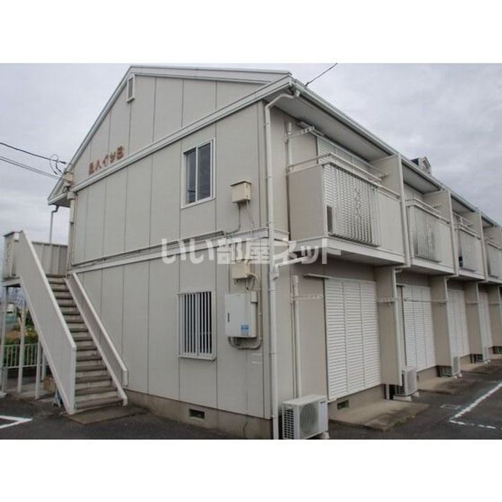 昴ハイツ Bの外観