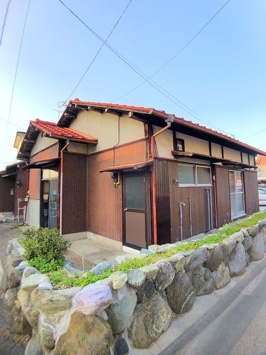 愛媛県新居浜市庄内町4(一戸建)の賃貸物件の外観