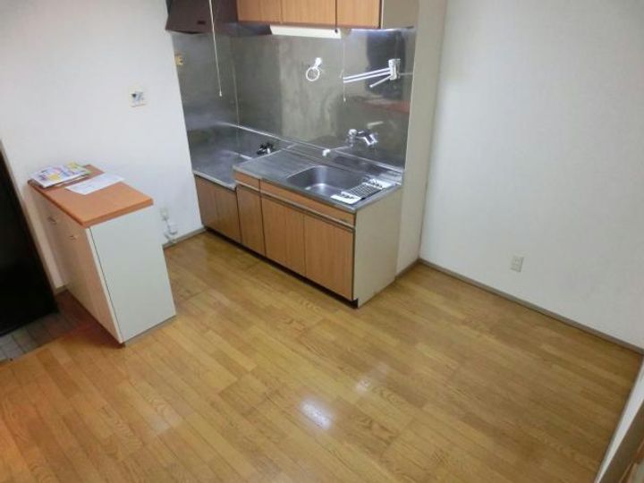 山口県岩国市三笠町2(マンション)の賃貸物件の居間