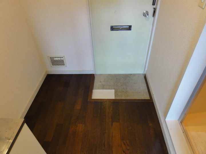 ジョイフルオークラNo.23の玄関