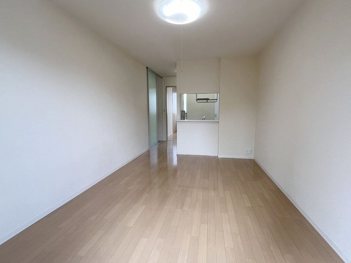 山形県山形市小白川町4(アパート)の賃貸物件の居間