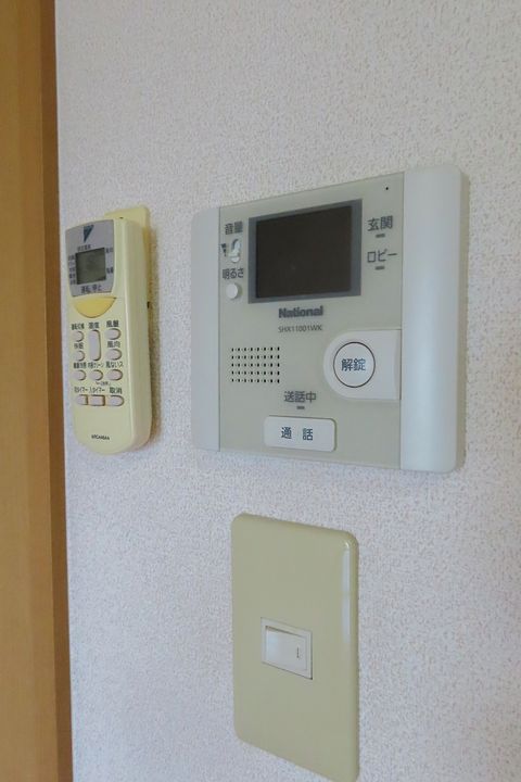ハートフルコパン はやしの内装