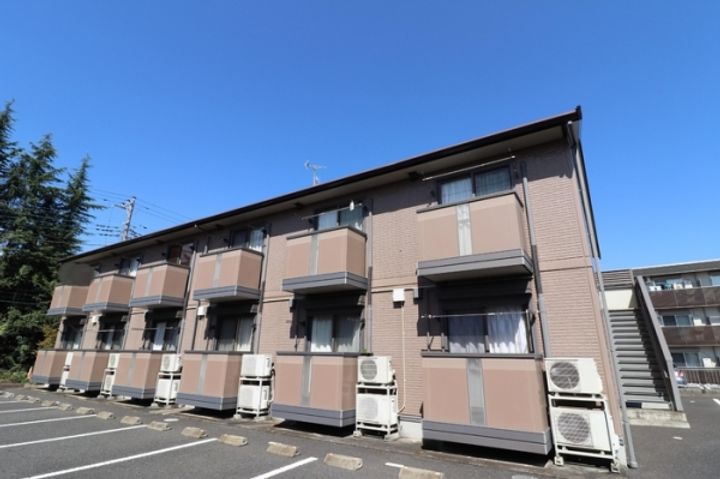 ロイヤルシティ A棟の外観