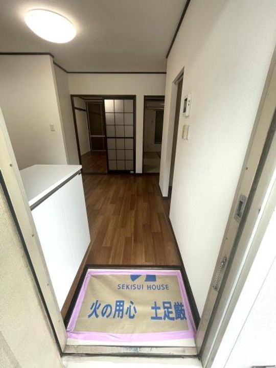 ブランメゾンBの玄関