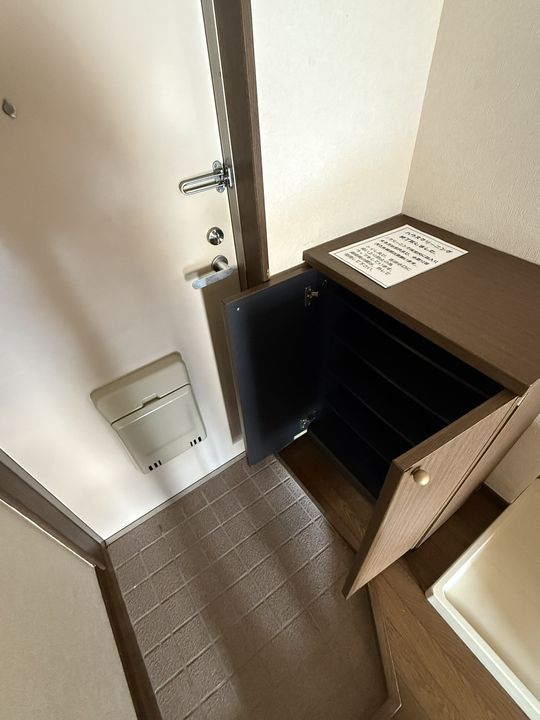 ロージェNSの玄関