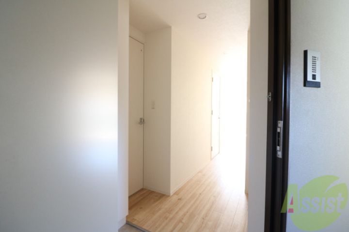 ワコーレヴィータ湊川公園の玄関