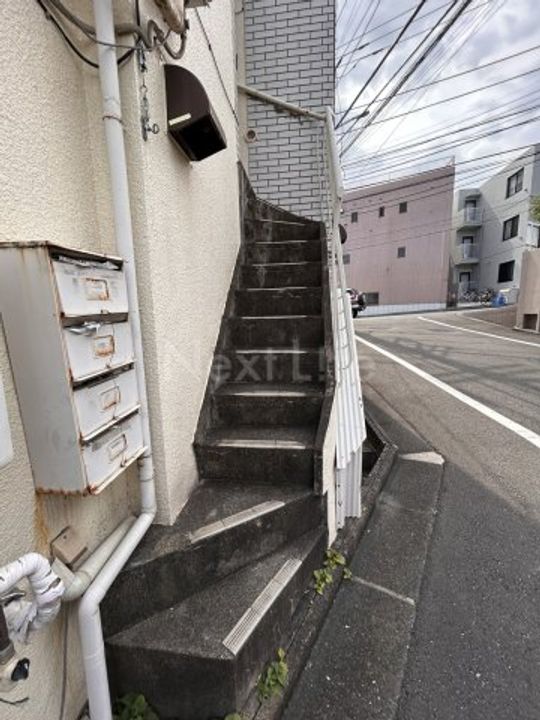 エムアンドエムヨロズチョウの地図