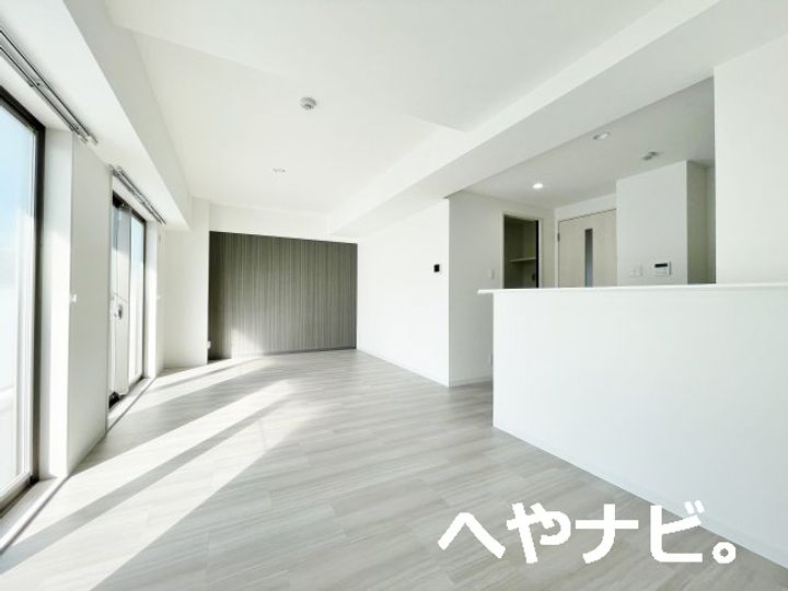 愛知県名古屋市東区徳川1の賃貸マンションの居間