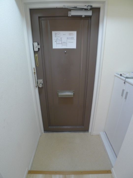 愛知県名古屋市熱田区千年1(マンション)の賃貸物件の玄関