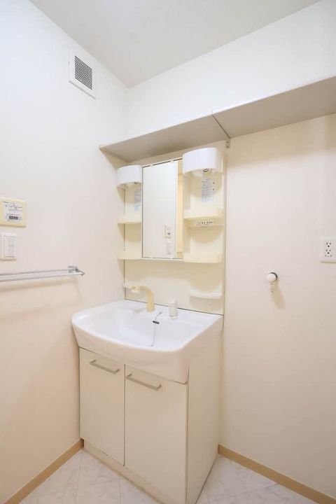 シャーメゾンIの内装