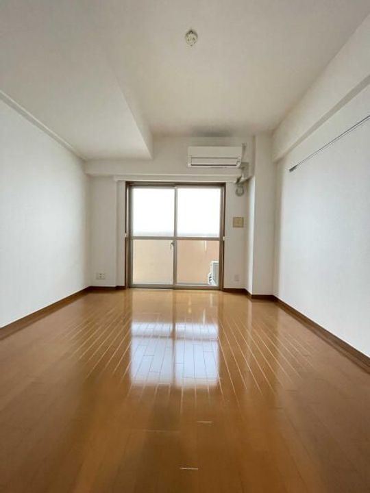 東京都大田区大森本町1(マンション)の賃貸物件の居間