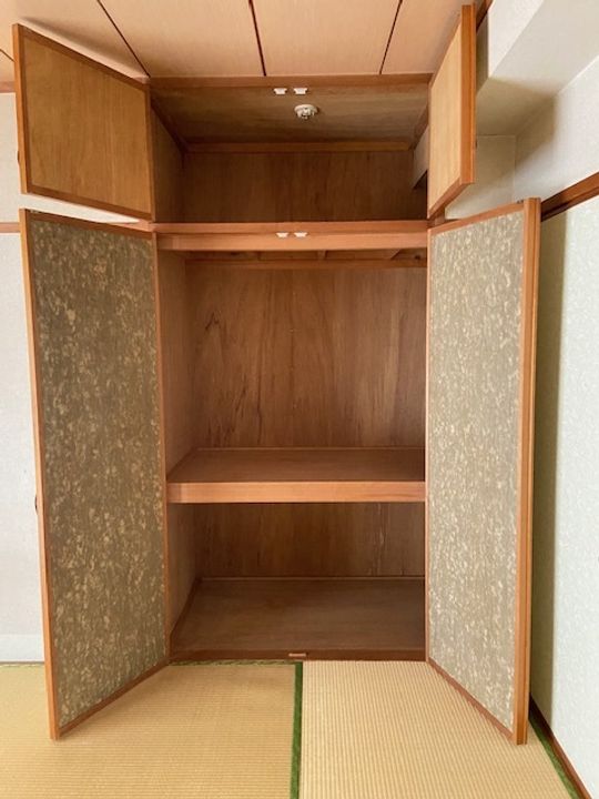 ロイヤルミナミの内装