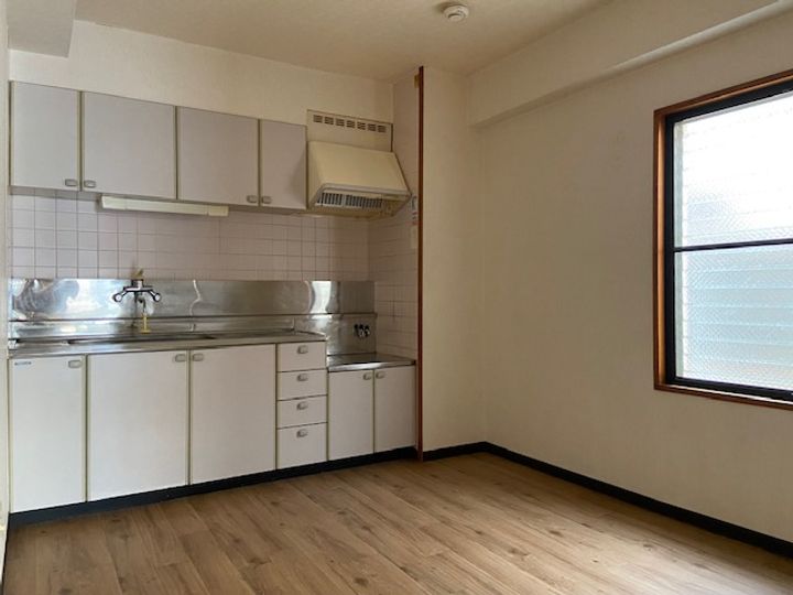 ロイヤルミナミのキッチン