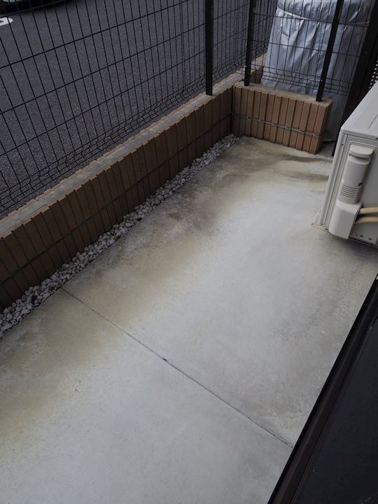 スクエアの内装