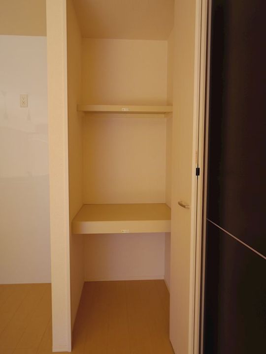 スクエアの内装