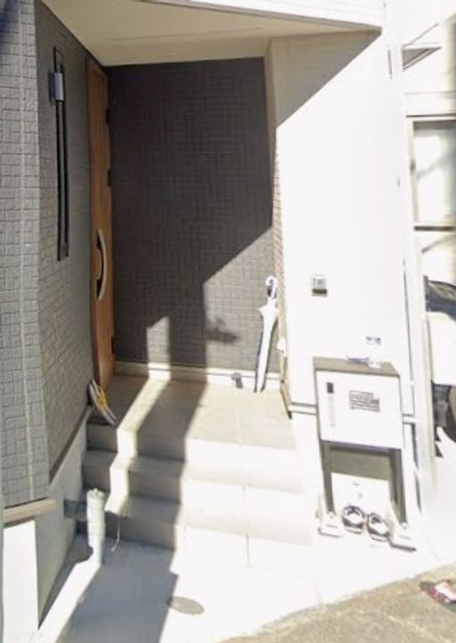 神奈川県川崎市中原区西加瀬(一戸建)の賃貸物件の玄関