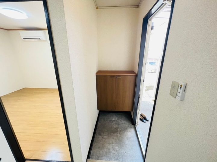 コーポT&Fの玄関