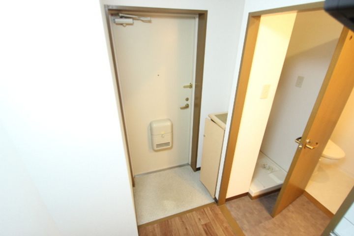 クレベール相原の玄関