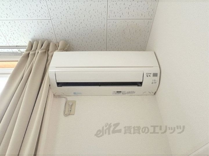 レオパレスAdvance富雄の内装