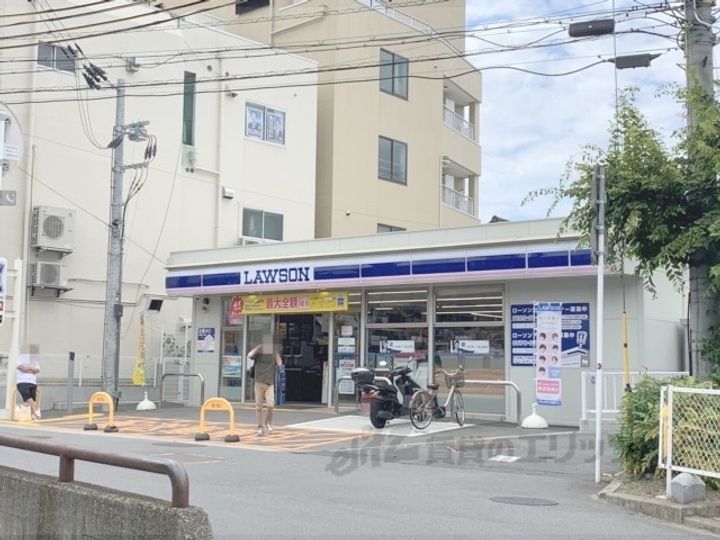 レオパレスAdvance富雄の周辺