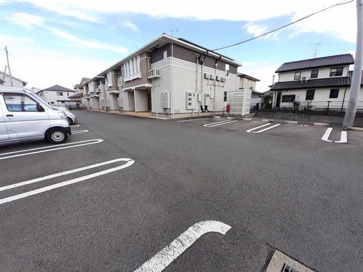 メゾン・シャーンス Iの地図