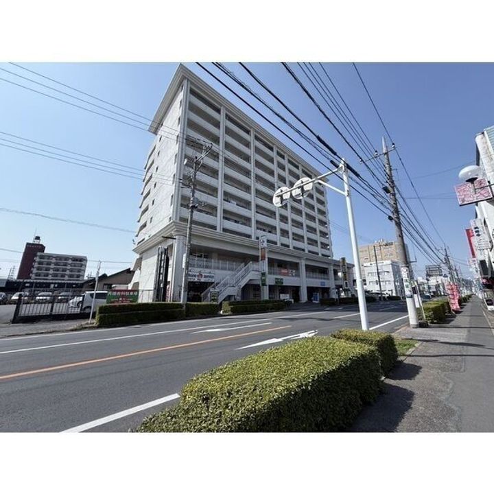 群馬県太田市飯田町(マンション)の賃貸物件の外観