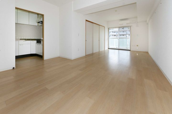 UR茨木学園町の居間
