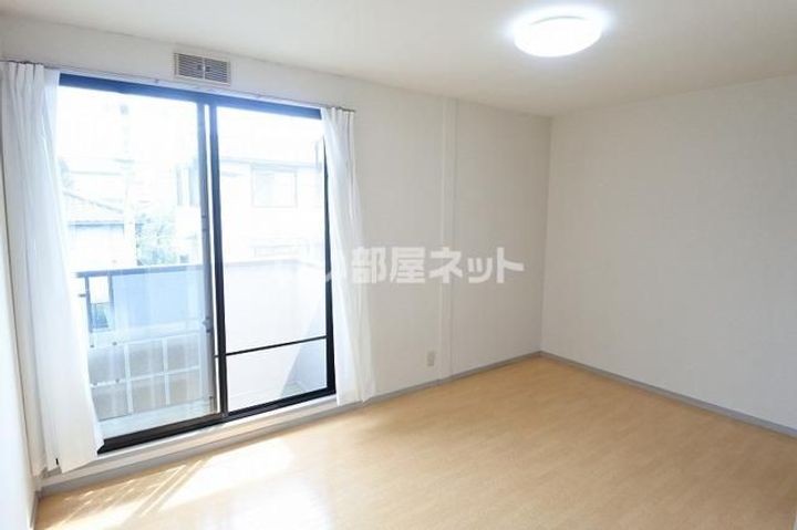 サンガーデン守谷B棟の居間