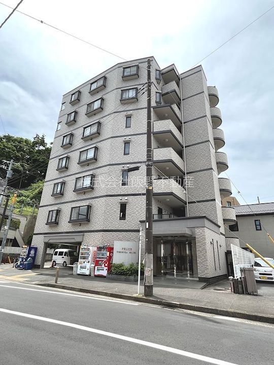 フェリーチェの外観