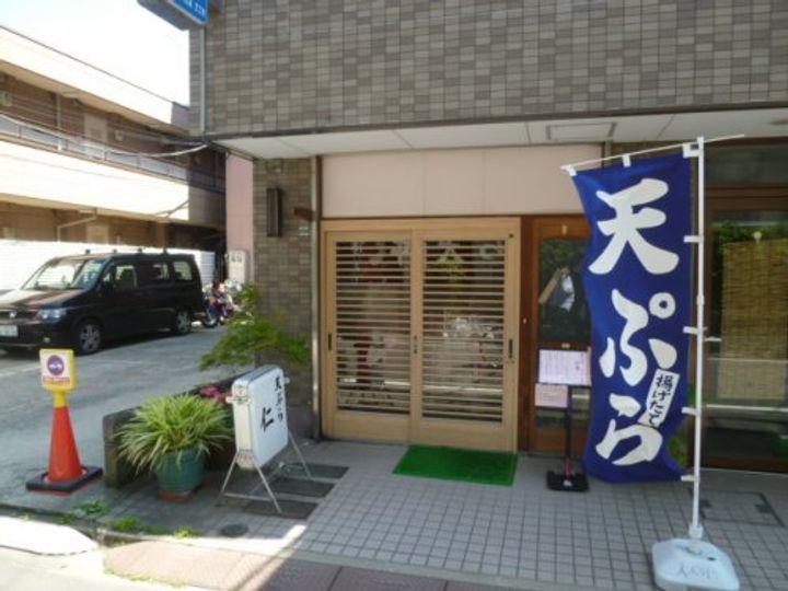 Le matin ル・マタンの周辺