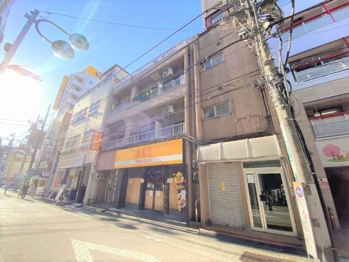 中屋ビルの外観