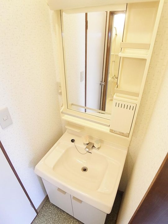 第二成島ハイツの内装