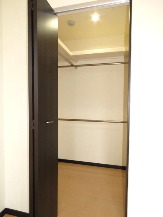 ティアラの内装