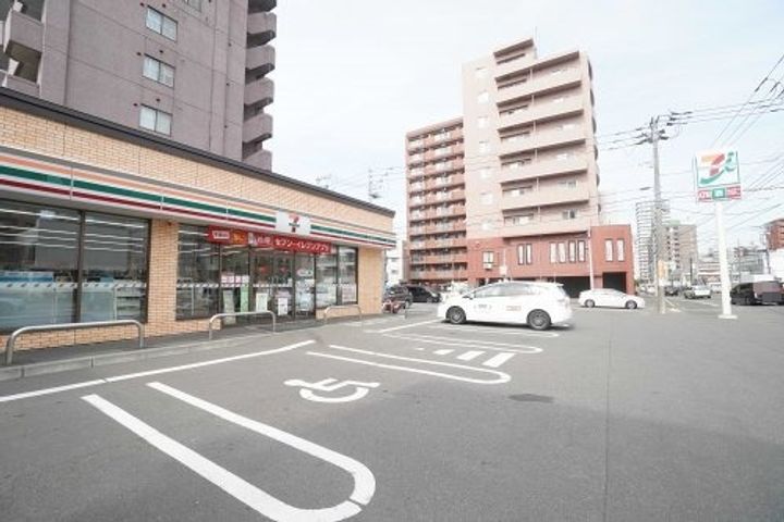 トム中島公園の周辺