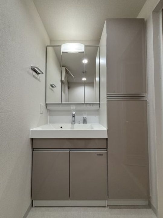 LAZO内久宝寺の内装