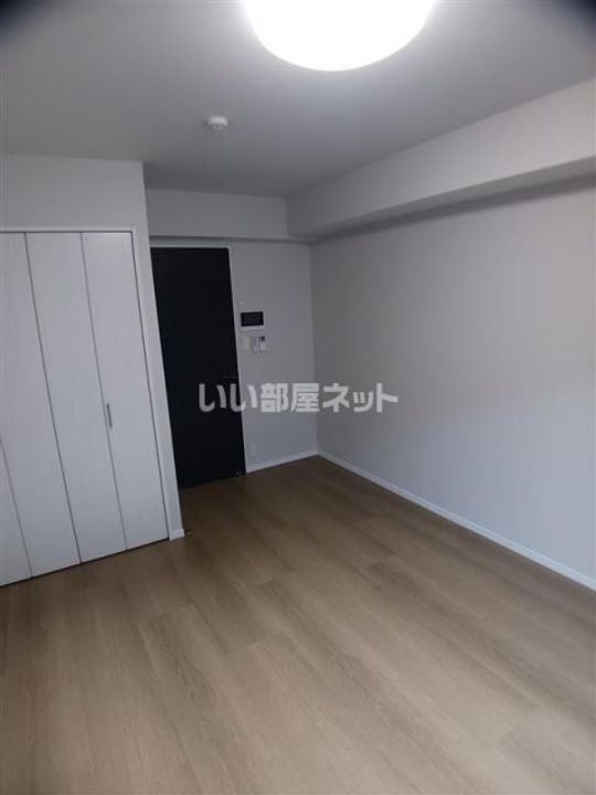 クレヴィスタ立石IIの居間